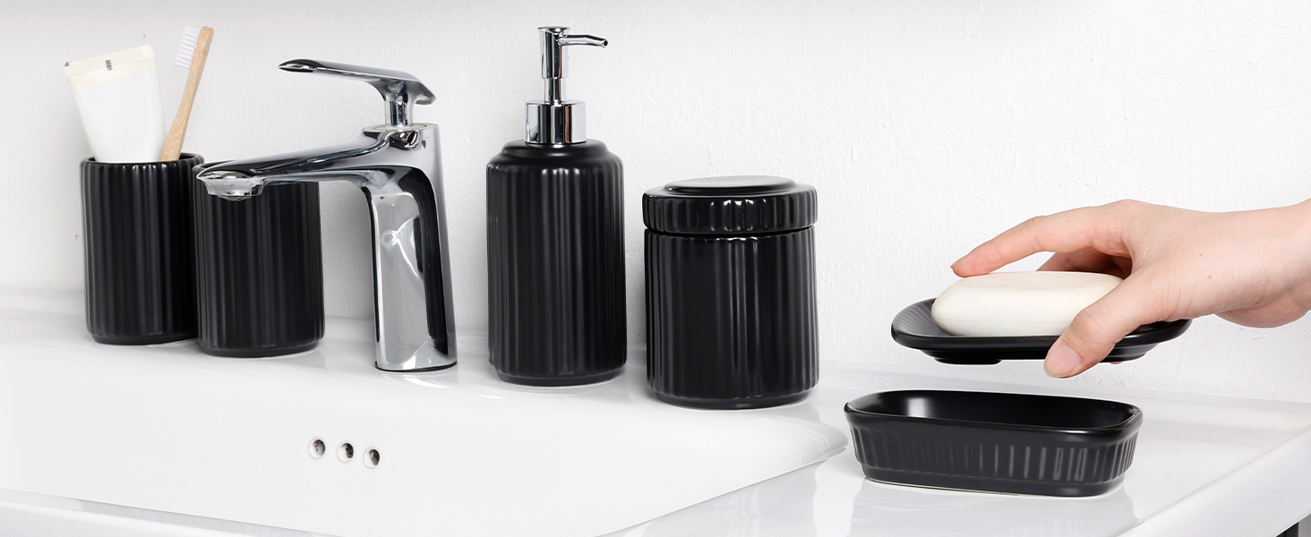 Набір для ванної кімнати NOVAJOY (5 шт.) з кераміки: органайзер, дозатор мила, мильниця, тримач для зубних щіток, контейнер для ватних паличок. Чорний колір.