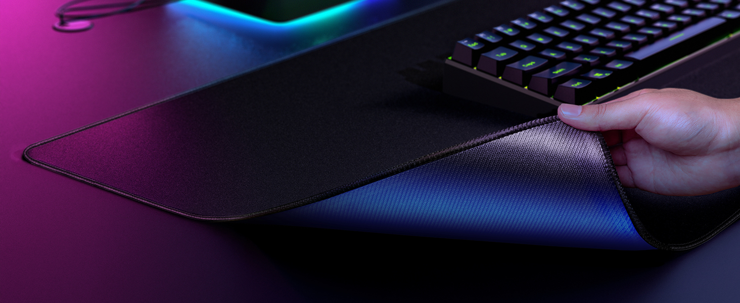 Чорний ігровий килимок Black Shark XL 900x400 мм з вологостійким покриттям та антиковзаючою основою