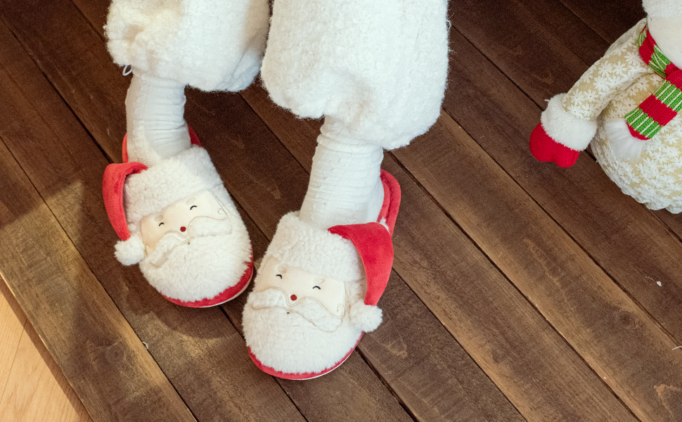 Тапочки зимові жіночі та чоловічі з м'якої плюшевої підкладки та піною з пам'яті, антиковзкі тапочки для дому/на вулицю, зручні сліпони для всієї родини Санта Клаус 40/41 EU