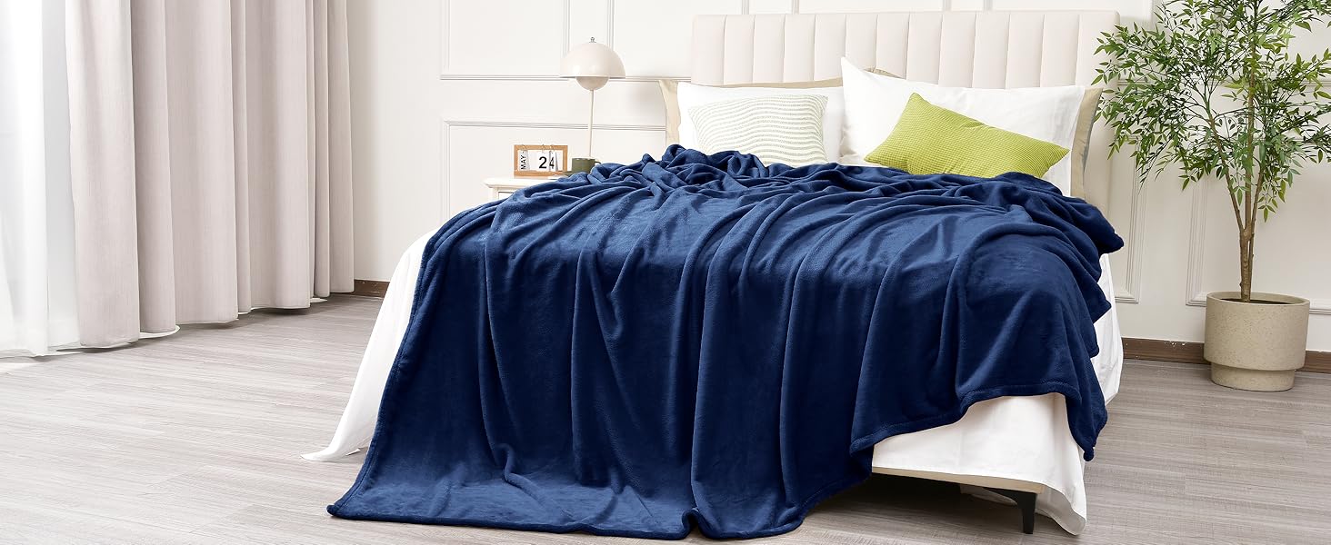 Плед PHF Kuscheldecke: м'який флісовий плед 150x200 см, сертифікат Oeko-Tex, теплий, для дивану, ліжка, софи. Сірий колір.