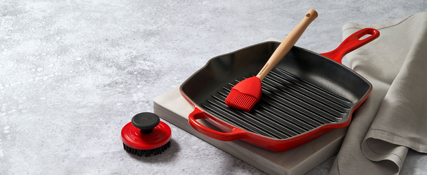 Le Creuset Signature чавунна гриль-сковорода квадратна 26 см, для всіх плит, індукція, 2,86 кг, червона