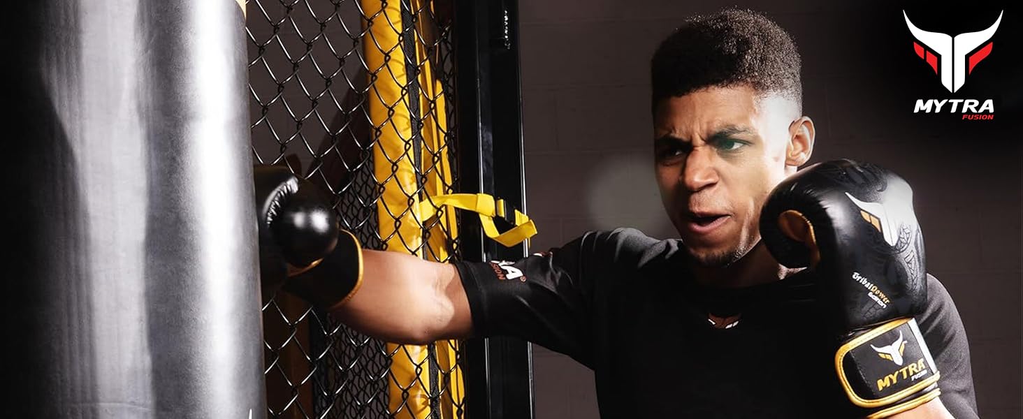 Боксерські рукавички MyTra Fusion 10oz, 12oz, 14oz, 16oz для MMA, боксу, спарингу, муай-тай, кікбоксингу (чорний/золотий)