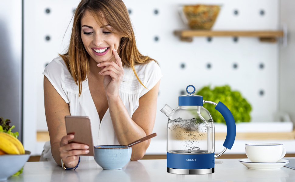 Електричний чайник зі скла ASCOT, 2200W, 1.5L, без BPA, тихий, з функцією автоматичного відключення, білий (класичний блакитний)