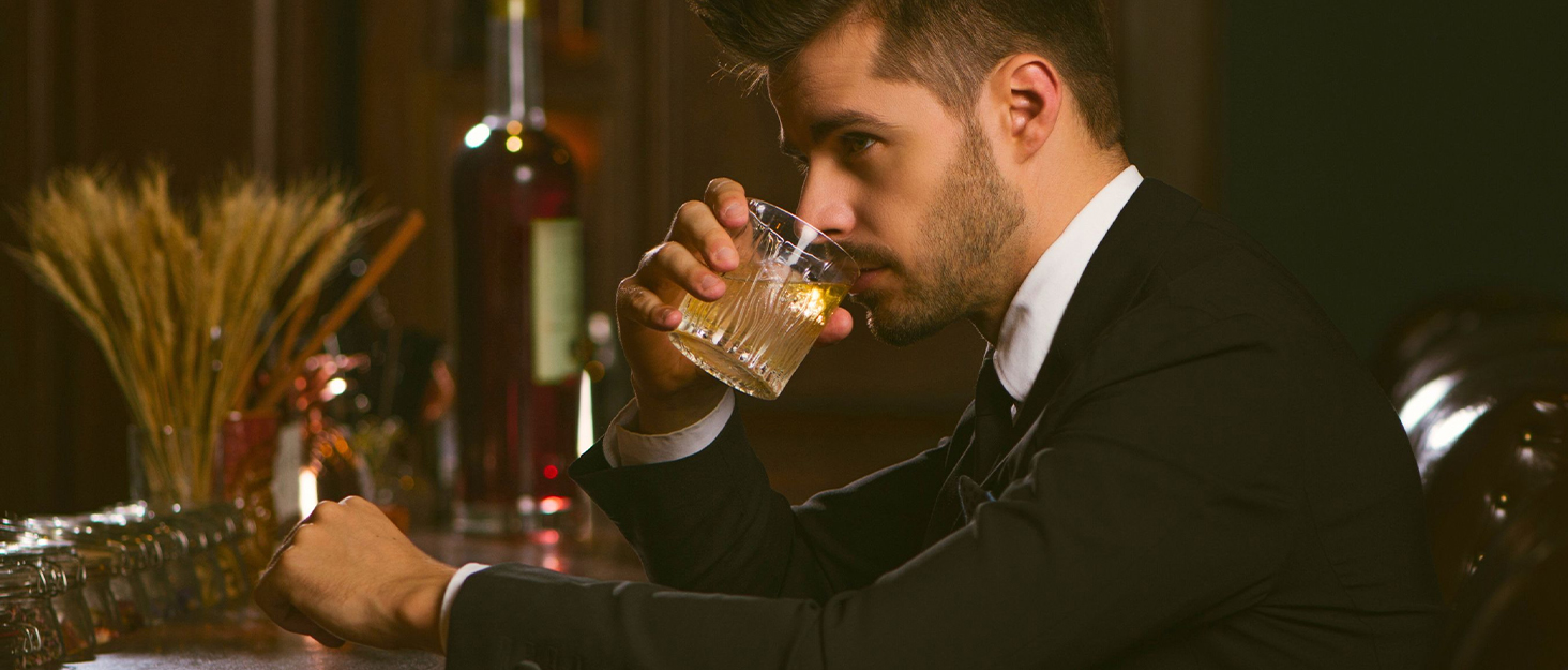 Набір для димування віскі Anusuwa - набір для коктейлів з 6 дерев'яними стружками та 4 камінням для віскі. Ідеальний подарунок для чоловіків на день народження, Різдво, ювілей (без бутану)