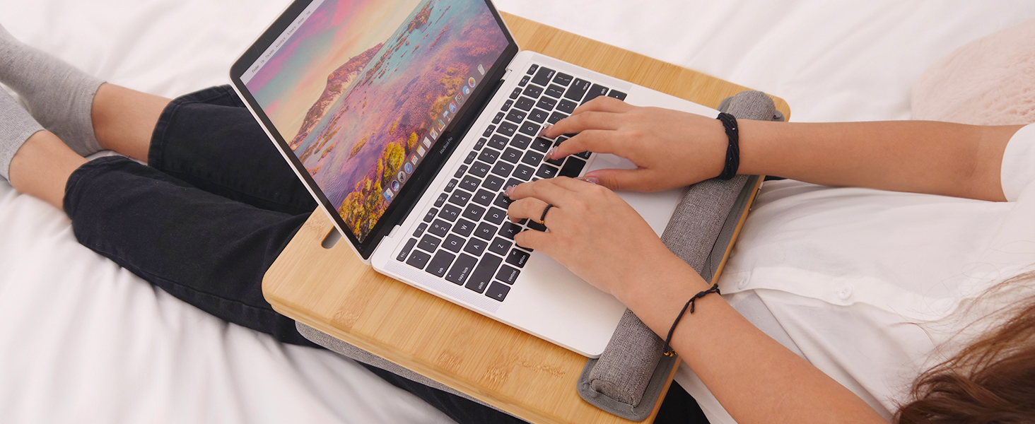 Зручний портативний столик для ноутбука з подушкою, до 15.6 дюймів, для студентів та роботи з планшетами/книгами