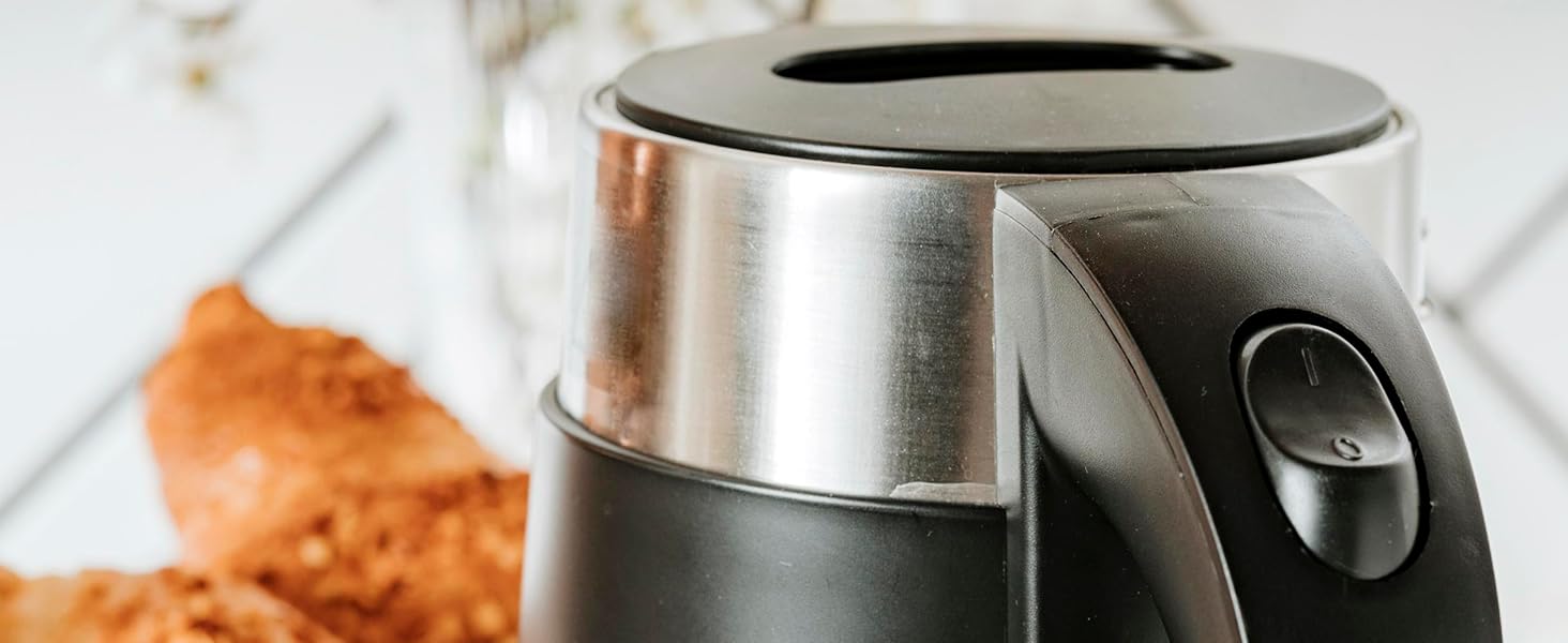 Електричний чайник Adler AD 1372, 0.6 л, Чорний – компактний, для невеликих кухонь, швидкий нагрів