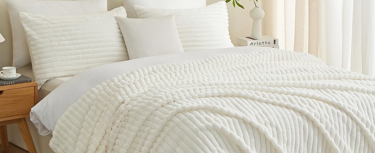 Плюшевий м'який плед Luofanfei 180x200 см, салатовий, велюровий, з ефектом бульбашок, теплий, з флісу, для ліжка, дивана, кімнати