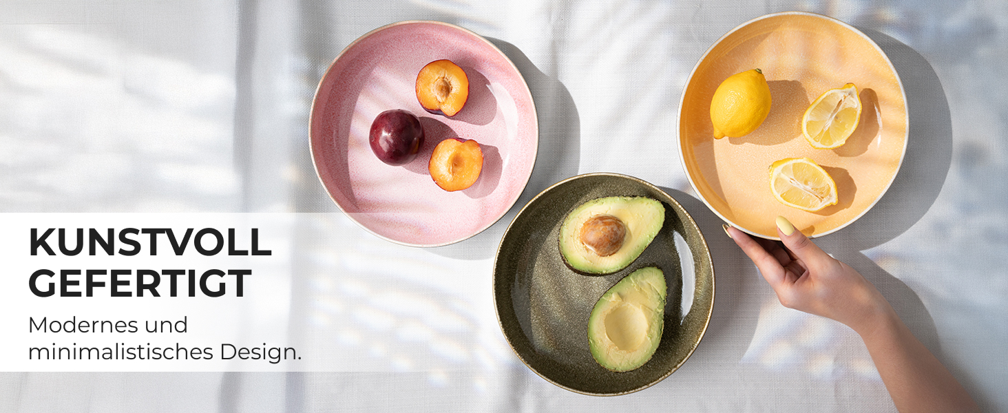 Набір посуду Miamio Las Palmitas (24 предмети) для 6 осіб: тарілки, чашки, супові тарілки, миски для каші/пасти. Можна мити в посудомийній машині, використовувати в мікрохвильовій печі та духовці.