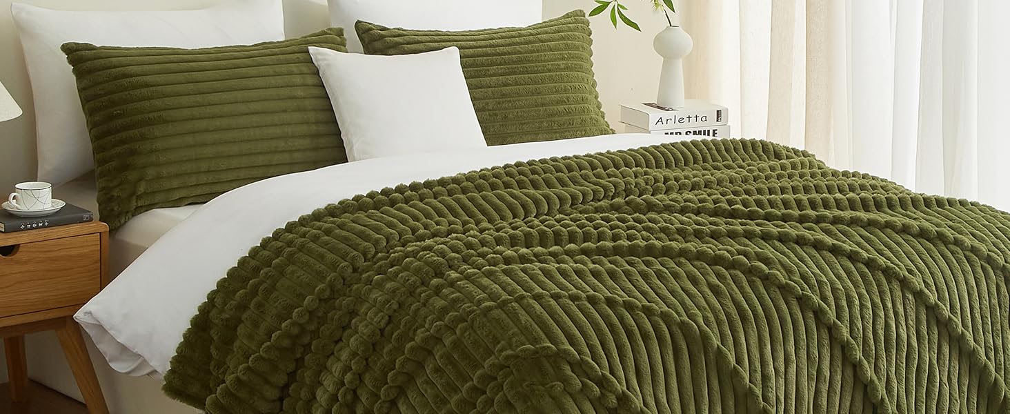 М'яка плюшева ковдра Luofanfei 180x200 см, салатово-кремовий колір, з ефектом 'пухирців', тепла флісова ковдра для спальні, офісу, дивана.