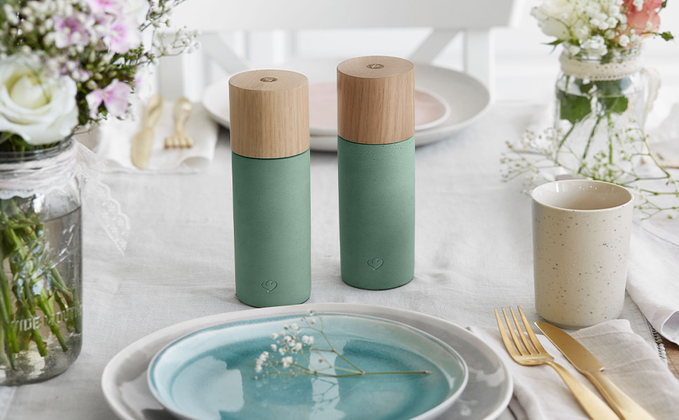 Набір з 2 мельниць для спецій SPRINGLANE: сіль та перець, з буку та бетону, регульований млин з кераміки, скандинавський дизайн (м'ятний)