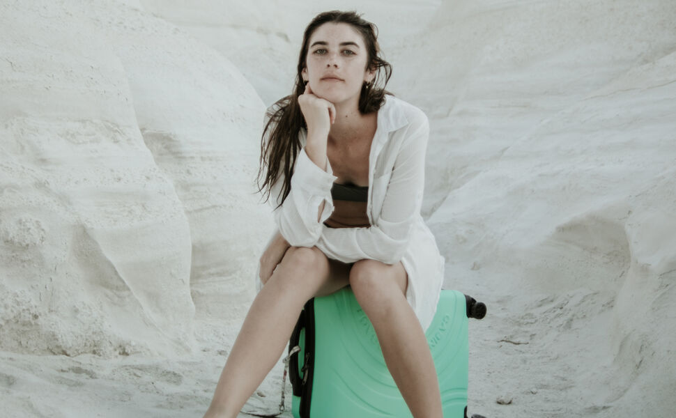 Чемодан ручної поклажі Cabin Max Anode – легкий, з жорстким корпусом, 4 колеса, кодовий замок, 55x40x20 см, 50 л, темно-синій