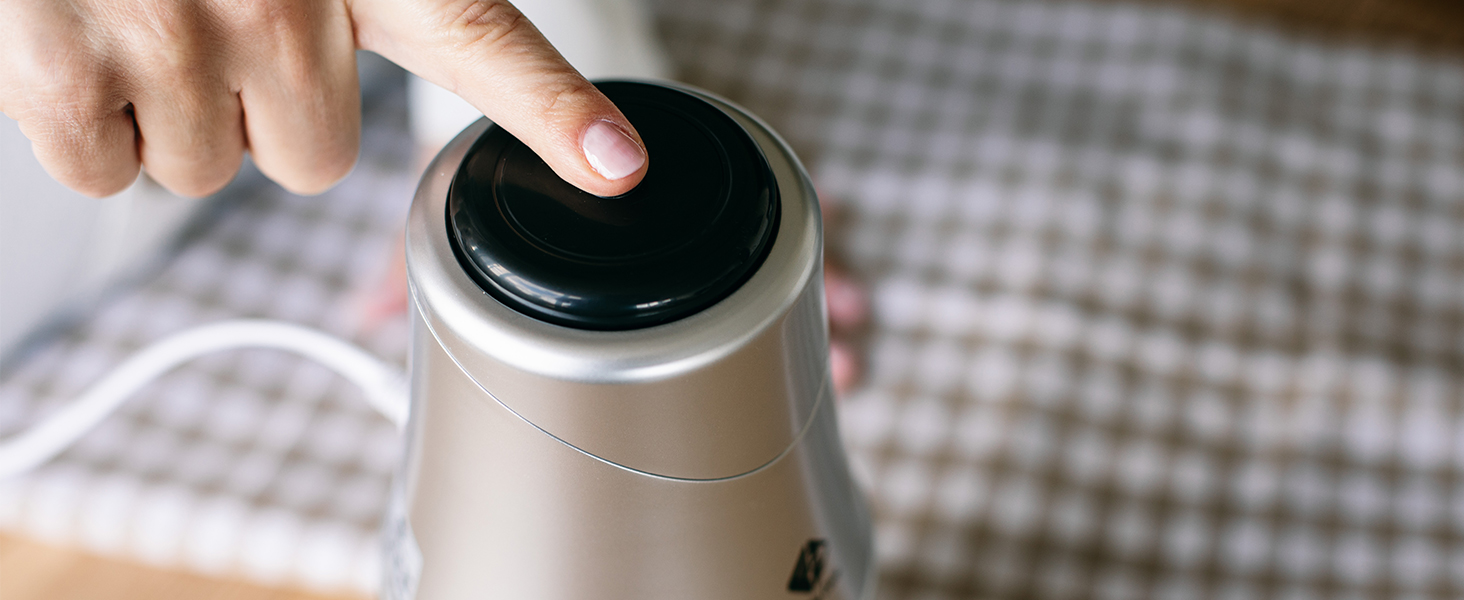 Електричний подрібнювач Family Care для кухні: 3 титанові леза, 300W, скляна чаша 600 мл, багатофункціональний, для м'яса, цибулі, овочів, горіхів, льоду