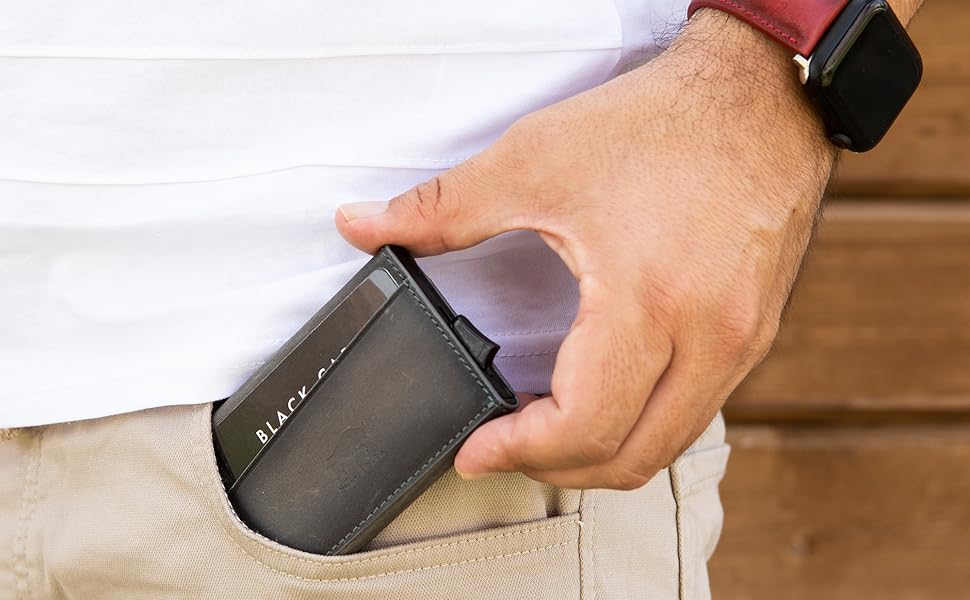 Кредитне картхолдер Solo Pelle Mech | Шкіряний картхолдер з RFID захистом | Чорний крокодил