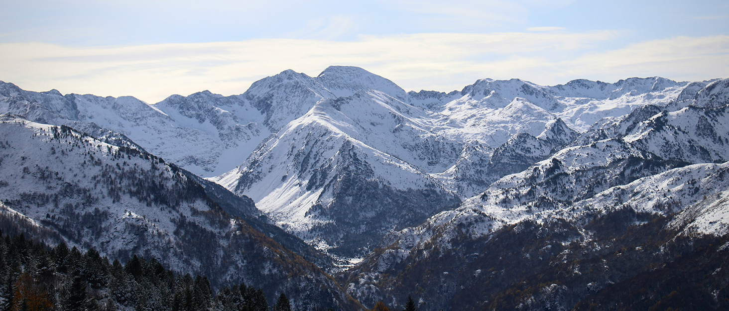Обогрівальний жилет для чоловіків та жінок - USB жилет з 9 зонами нагріву та 3 рівнями температури, ідеальний для кемпінгу та піших прогулянок (Powerbank не входить до комплекту), чорний, 3XL