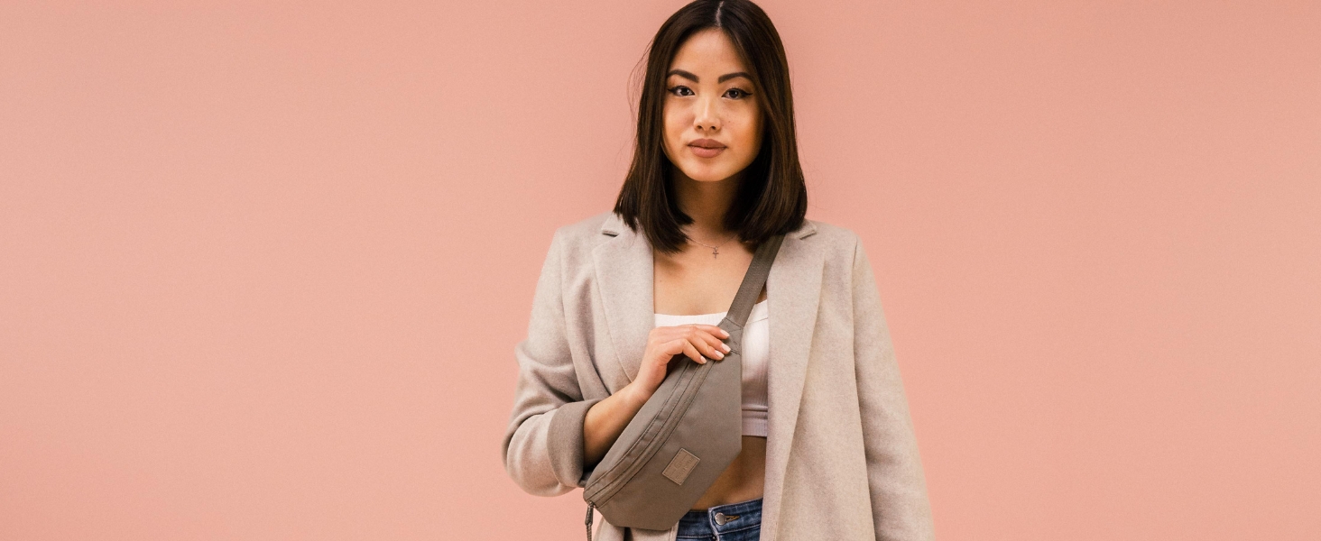 JOHNNY URBAN: поясна сумка (бананка) Erik Small - чорна, водонепроникна, для чоловіків та жінок, стильна нагрудна сумка для фестивалів