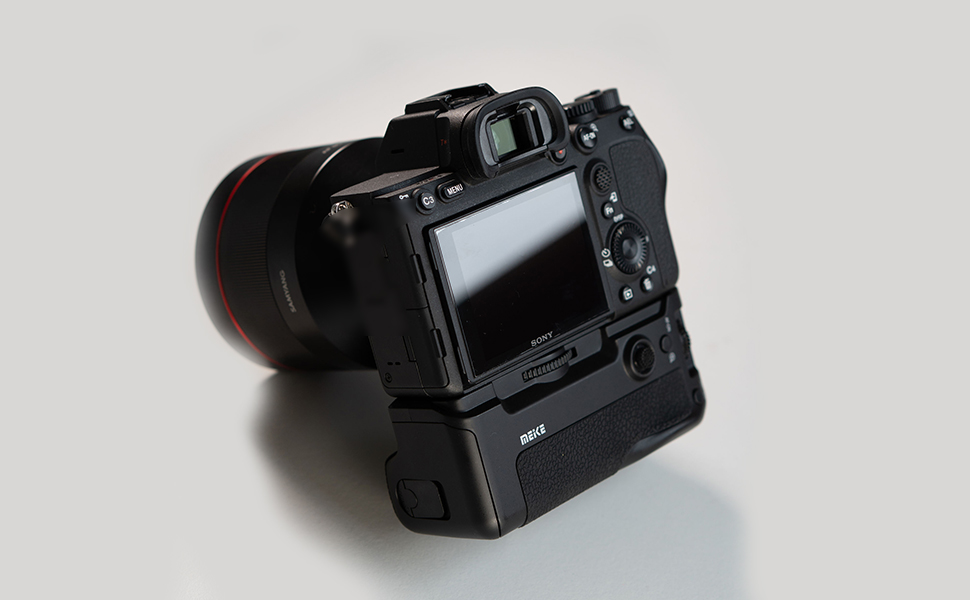 Грип для камери Meike MK-A7IV Pro з бездротовим пультом керування 100 м (Sony A7 IV, A7R IV, A9II, A7SIII, A1)