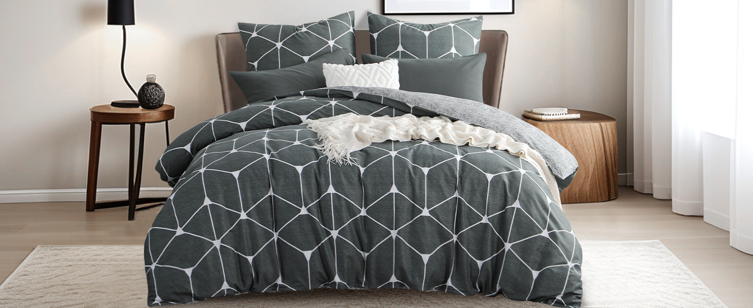 Комплект постільної білизни RUIKASI 135x200 см, 4-х частинний, бавовна, сірий з геометричним малюнком