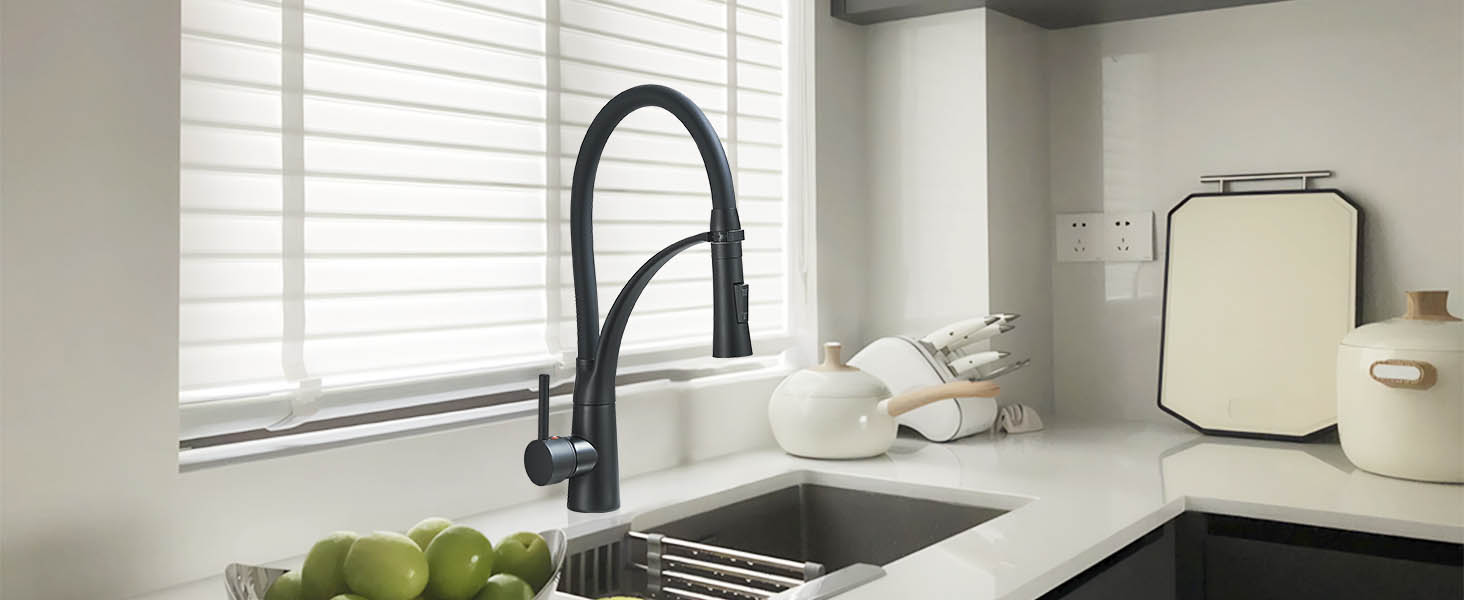 Кухонний змішувач з двома виливами, поворотний 360°, з висувною лійкою, з спіральною пружиною, для мийки, чорний, з матовою обробкою