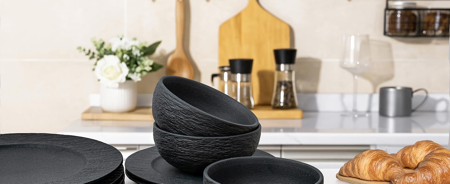 Набір кавових чашок MIAMIO Oasis (4 шт.) – 450 мл, кераміка, матова поверхня, чорний колір