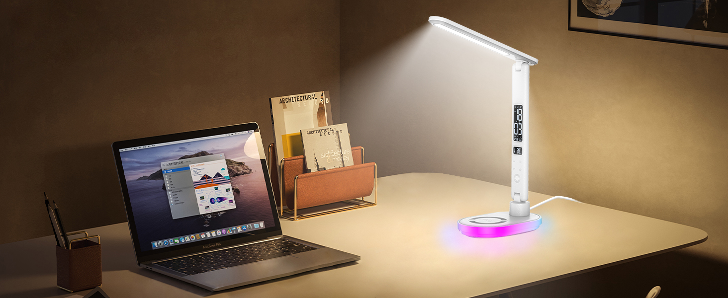 Настільна лампа CCHKFEI з регулюванням, годинником, LED-дисплеєм, бездротовим зарядним пристроєм 10W та USB-портом, 3 режими кольору, датчиком температури та RGB-підсвічуванням для читання, дому та офісу