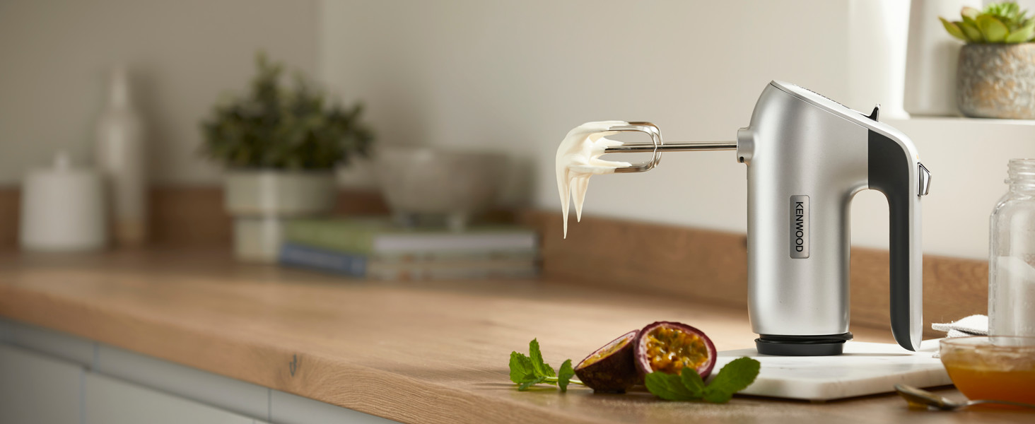 Міксер Kenwood QuickMix+ HMP50.000WH - ручний, 650 Вт, білий, з нержавіючої сталі, для випічки та приготування їжі