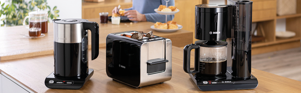 Електричний чайник Bosch TWK8613P, 1.5 л, чорний: автоматичне відключення, захист від перегріву, регулювання температури, функція підігріву