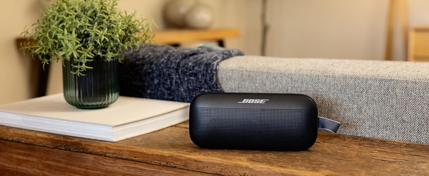 Bose SoundLink Flex: Портативна Bluetooth колонка, водонепроникна, чорного кольору