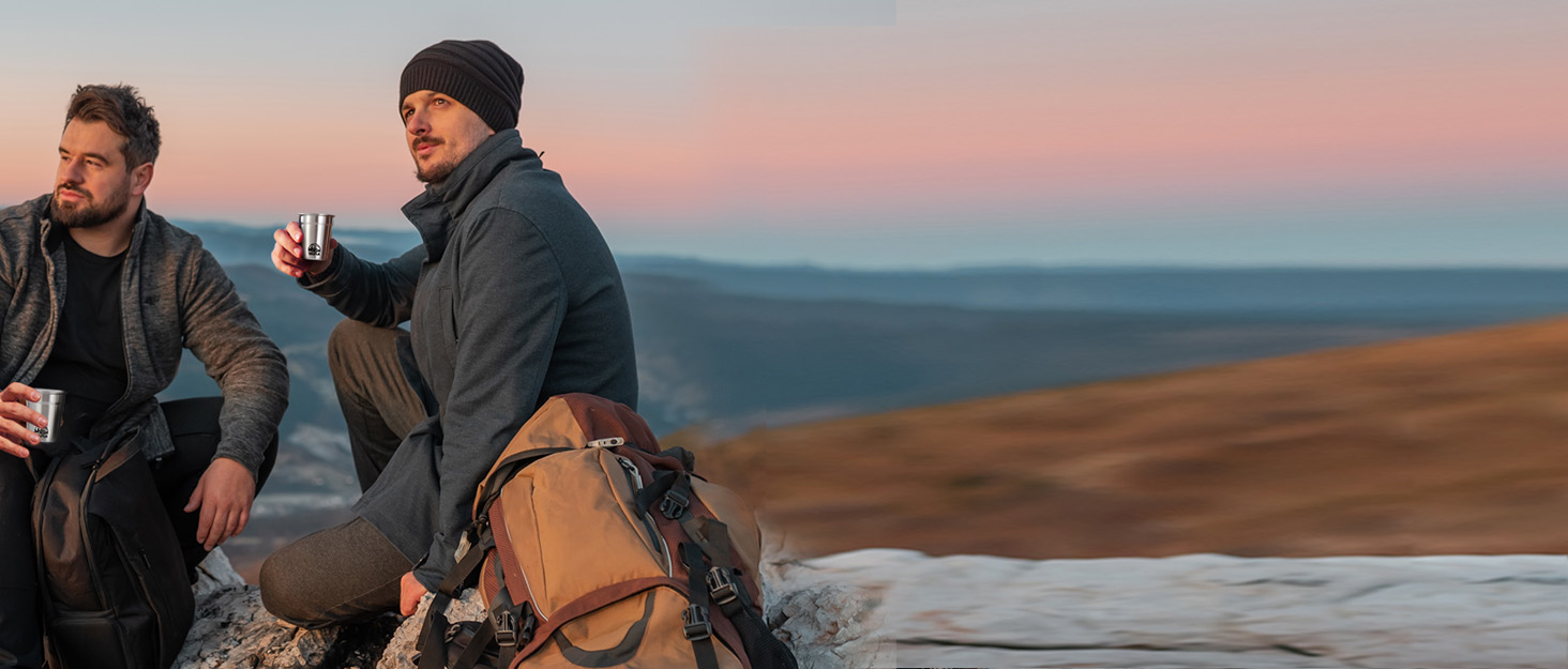 Набір сталевих чашок SELFLA – сталеві шотери з портативною пляшкою, чашки для кемпінгу та подорожей, металеві чашки для туризму, альпінізму та пригод – легкі, міцні та легко миються (чашки)