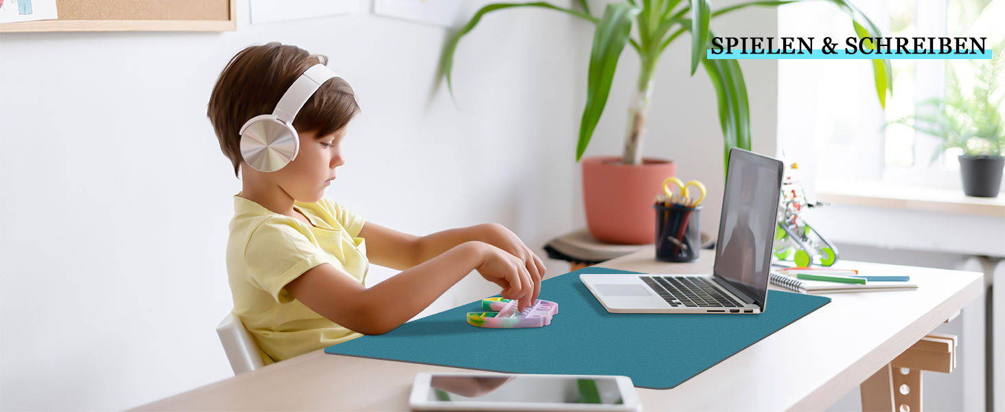 Килимок для столу Niviy з екошкіри, XXL, 80x40 см, чорний. Нековзкий, водонепроникний, для офісу та дому.