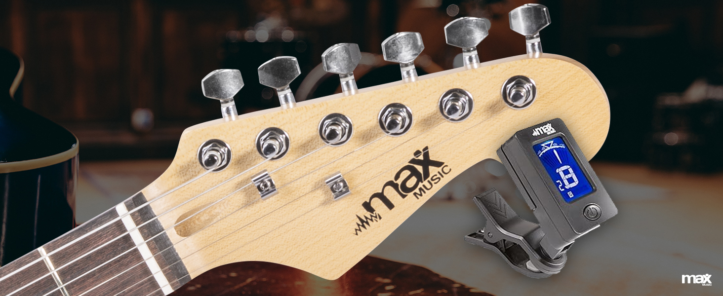 Електрогітара Max GigKit Strat Style 4/4 з підсилювачем 40W, аксесуарами та чохлом, чорна