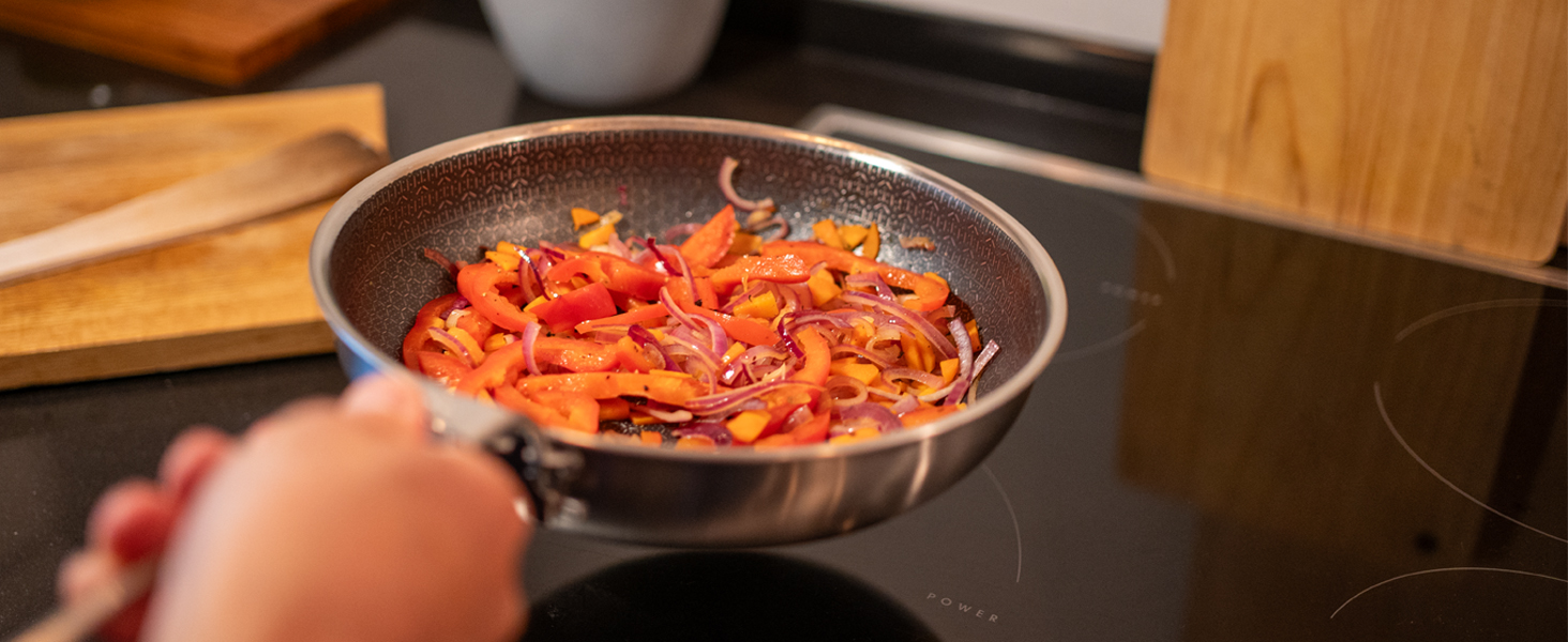 Набір посуду для кемпінгу Campo Libre Enzo I з нержавіючої сталі (6 або 8 предметів) | Індукційний посуд для кемпінгу | Посуд для приготування їжі на відкритому повітрі | Каструля, сковорода 24 см