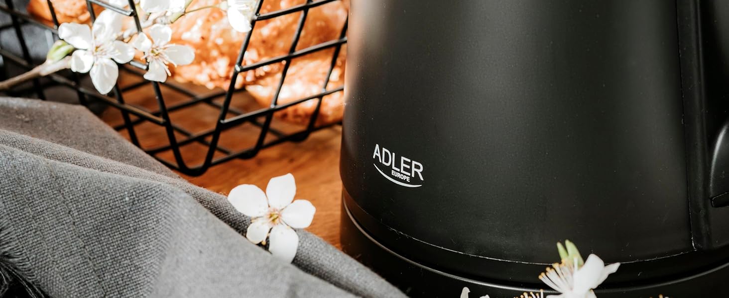 Електричний чайник Adler AD 1372, 0.6 л, Чорний – компактний, для невеликих кухонь, швидкий нагрів