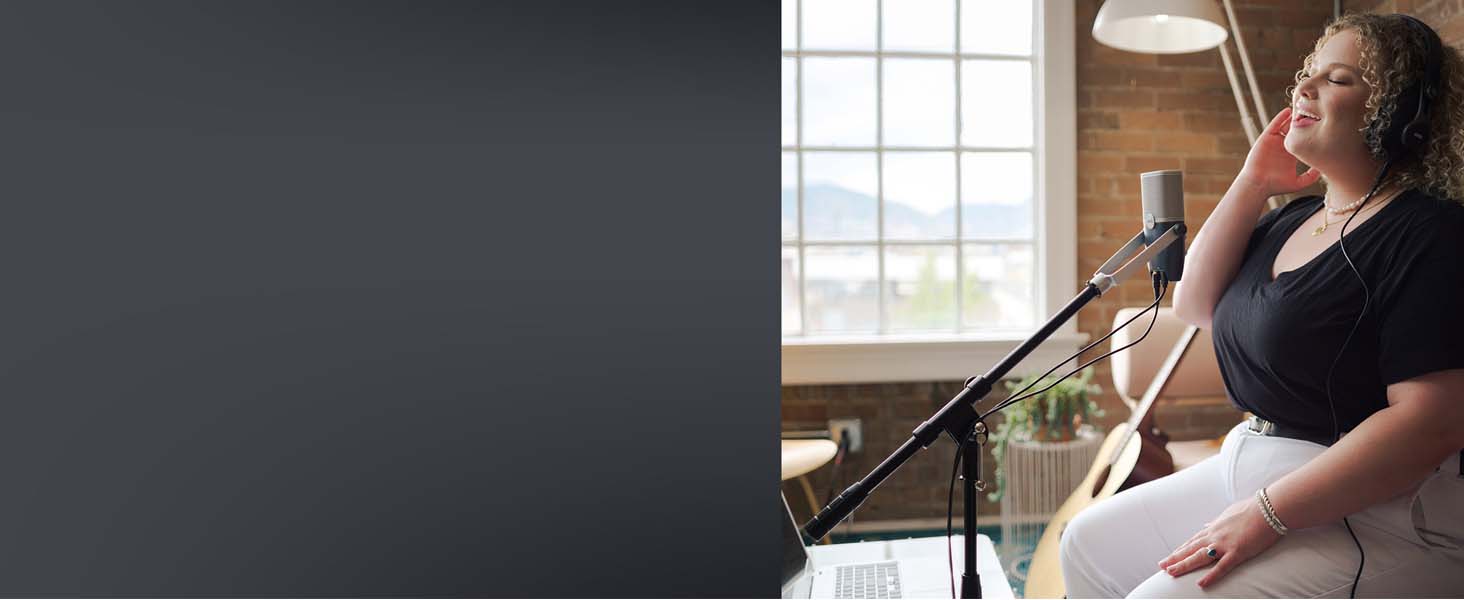 AKG Ara USB-C конденсаторний мікрофон для подкастів, відео, геймінгу та стрімінгу, синьо-сріблястий