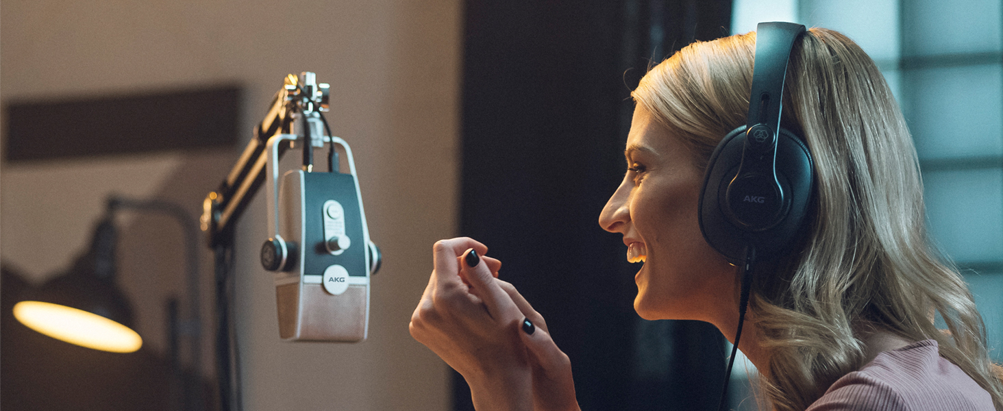 Мікрофон конденсаторний AKG Ara USB-C, для подкастів, відео, геймінгу та стрімінгу, синьо-срібний