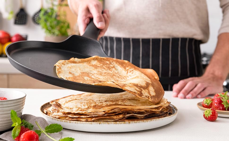 MasterChef Crepe Pan Induction, Pancake Pan for Pancakes, Roti, Omelette, Tortilla, Induction, Gas, Ceramic Hob, Non-Stick Coating Aluminum, 25cm, Extra Wide Natural Collection (Essentials Collection)