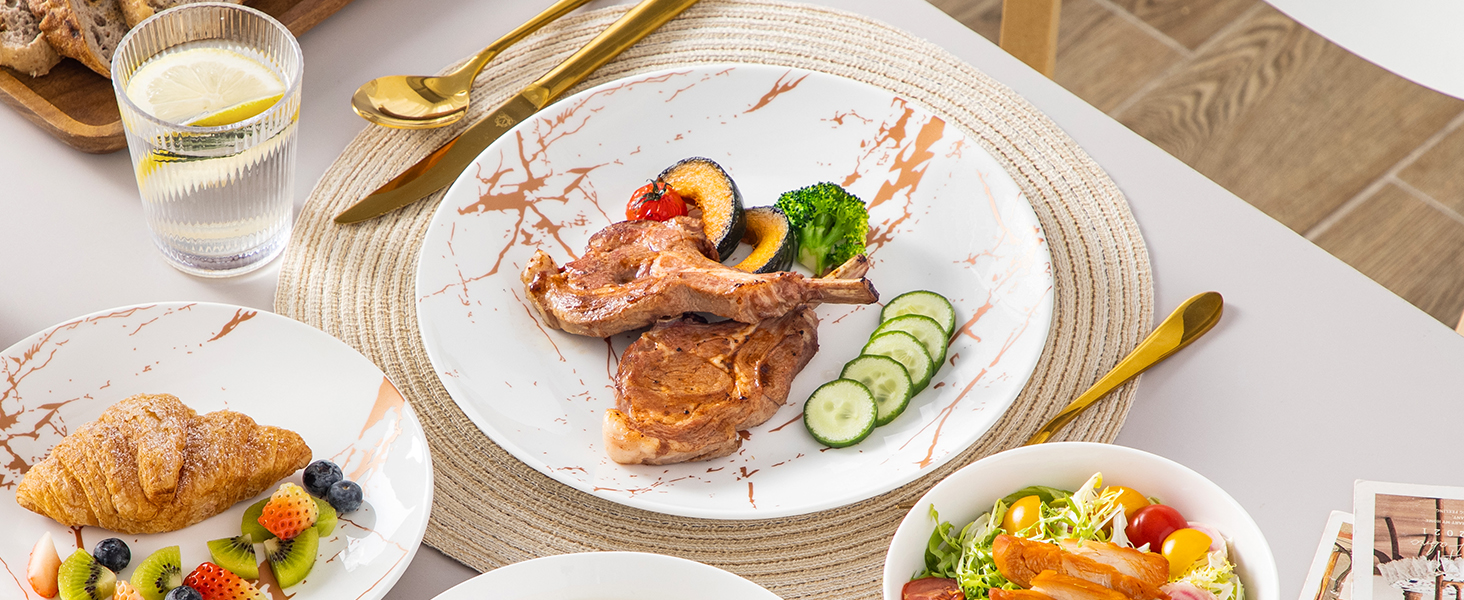 LOVECASA Sweet: Сервіз Porzellan Daphne 32-елементний, з золотим декором, для 8 осіб (білий)