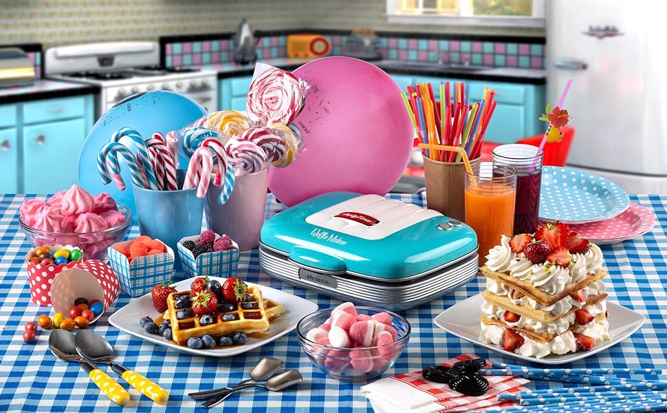 Ariete Party Time 700W Electric Waffle Maker - Non-Stick, Blue