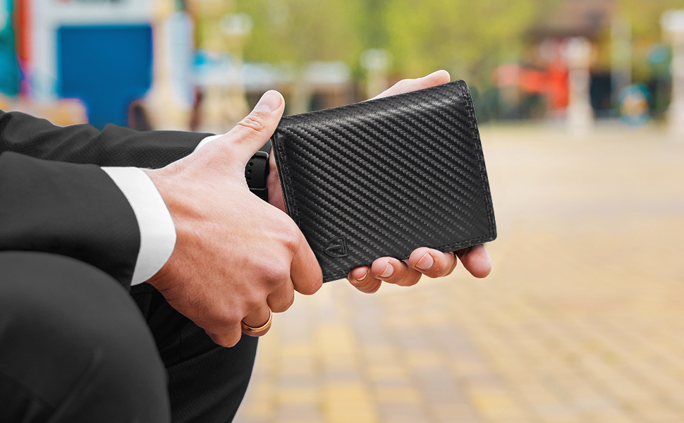Чоловічий гаманець з карбонової шкіри з RFID-блокуванням, 13 відділень для карток, велика кишеня для монет, 2 відділення для купюр, місткий, мінімалістичний подарунок