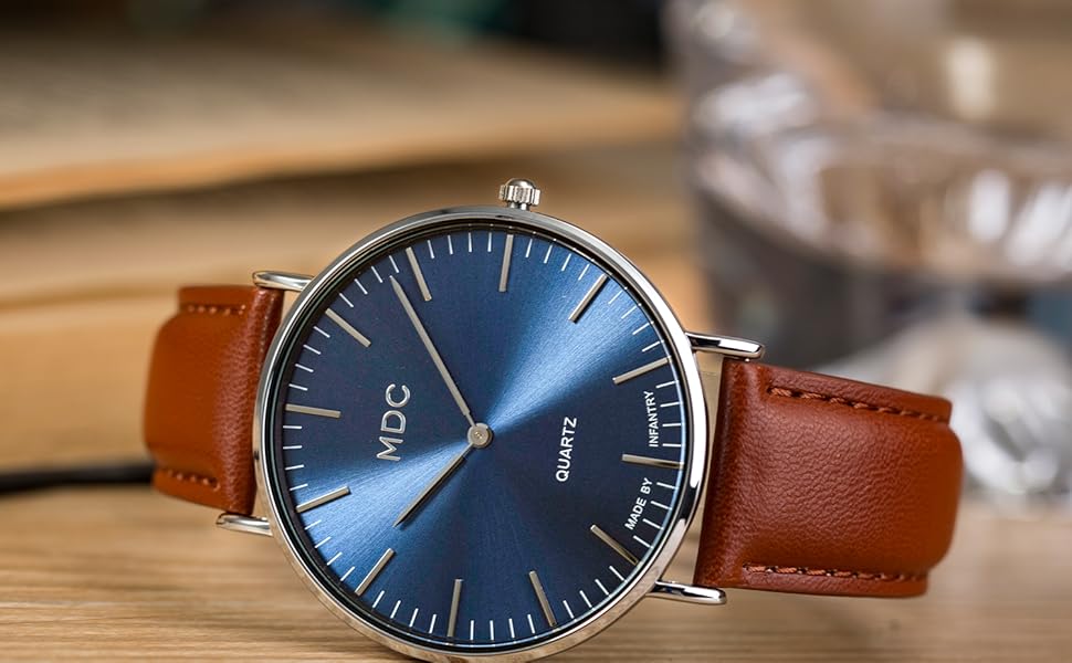 Чоловічий годинник Infantry MDC: мінімалістичний дизайн, кварцовий механізм, шкіряний ремінь, блакитно-сріблястий колір