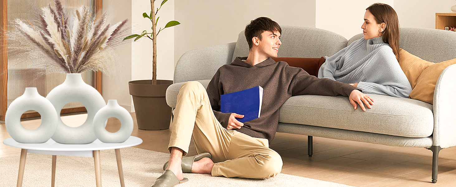 Набір ваз для квітів - 2 шт. з кераміки для декору оселі, сухоцвітів та Pampas grass. Ідеально для подарунку. Маленькі та середні вази білого кольору.