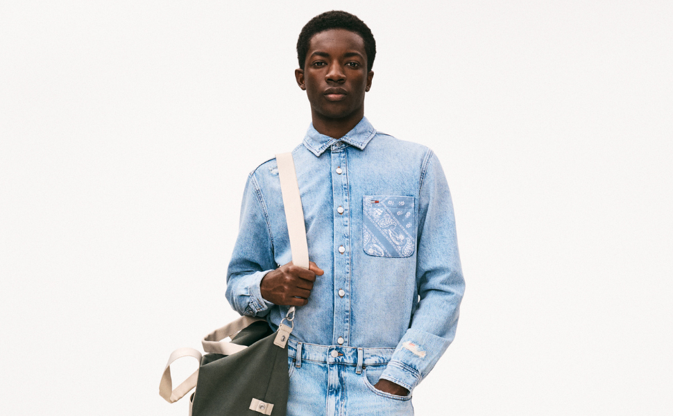 Жилет Tommy Jeans чоловічий Essential Down Vest з капюшоном, колір Green (Pewter Green)