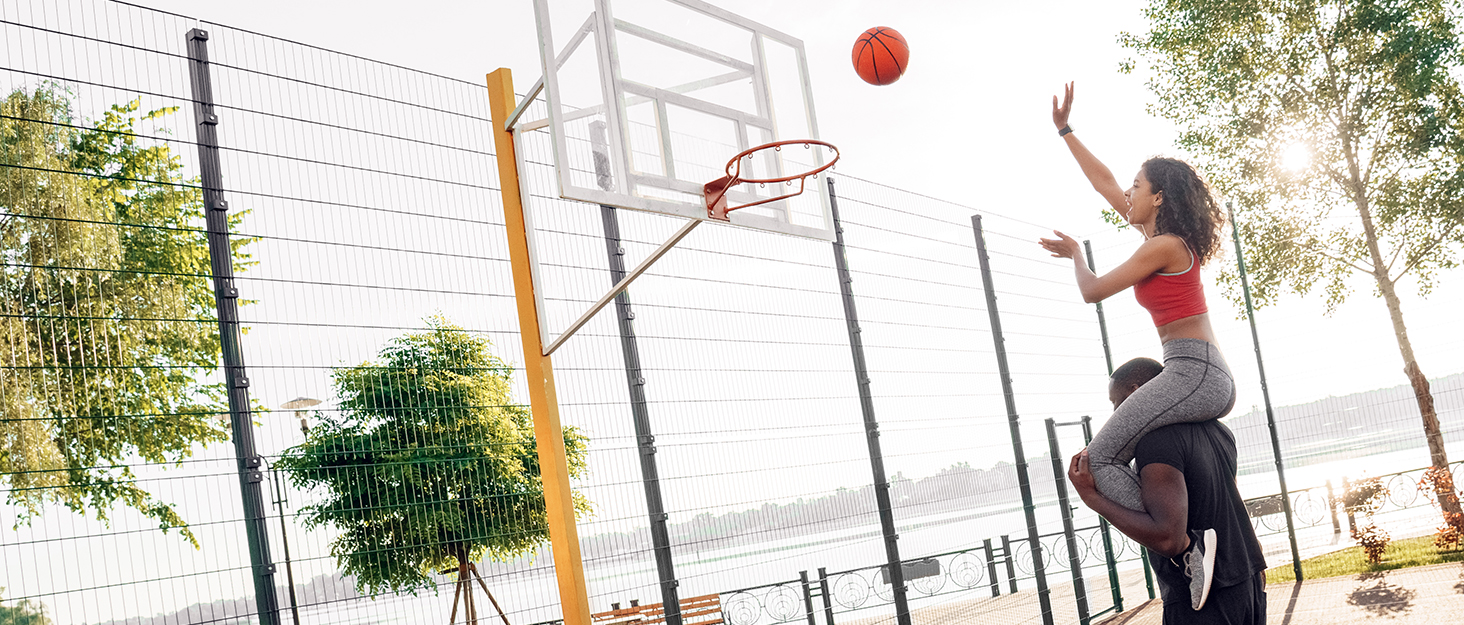 HOMCOM Боксерський мішок-стенд з рефлекс-м'ячем, 360° обертання, присосок, заповнюється піском/водою, стоячий боксерський асистент з рукавичками, насос, боксерський мішок для тренувань 88 x 48 x 155-205 см