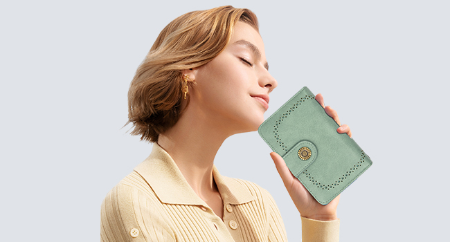 TEUEN Women's Wallet Large Capacity PU Leather Vintage Card Holder Purse Organizer Wallet Medium Size with RFID Blocking and Multiple Compartments