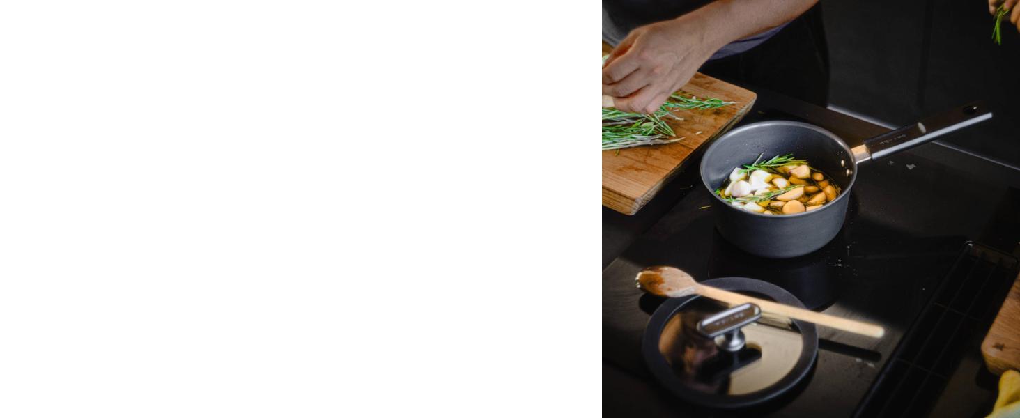 Каструля Fiskars Hard Face з кришкою, 1,8 л, 18 см, антипригарна, алюмінієва, для всіх типів плит, стійка до подряпин