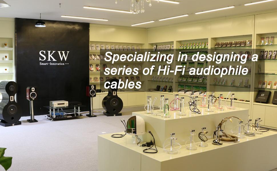Сетевий кабель SKW Audiophile High End Schuko-вилка — гніздо для сабвуфера, підсилювача та AV-ресивера, 1м, сірий