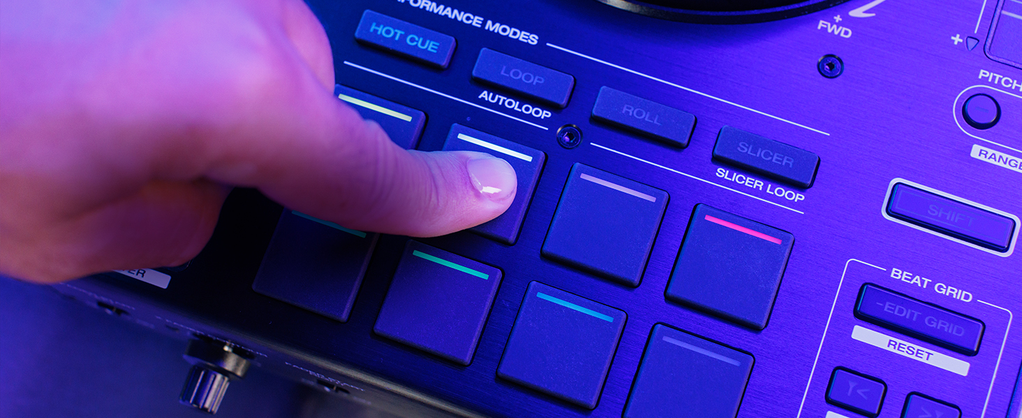 Denon DJ PRIME 4+ - DJ контролер з розділенням STEM, Wi-Fi, сенсорний екран 10.1