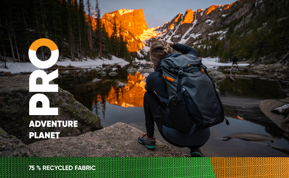 Рюкзак для камери Lowepro PhotoSport BP 24L AW III, синій/чорний, для беззеркальних фотоапаратів, з боковим доступом та змінним вкладишем