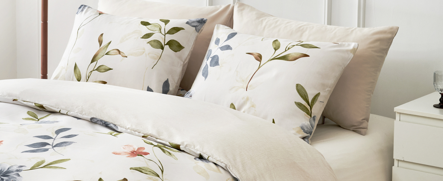 Комплект постільної білизни Tokokimo 220x240 3шт. - комплект з 2 наволочок 80x80 см, з клямками, квітковий принт, мікрофібра, для двоспального ліжка, сіро-коричневий