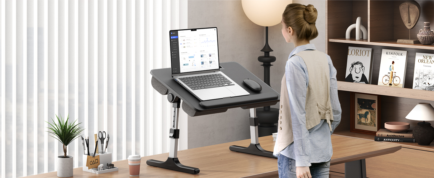 Стіл для ноутбука PUTORSEN - регульований за висотою та кутом нахилу, 58 x 37 см, чорний