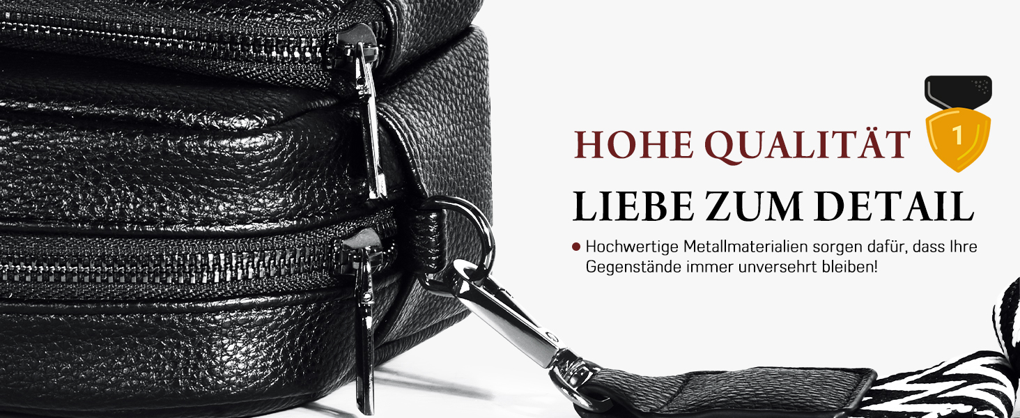 Сумка жіноча через плече бежева PU шкіра, маленька крос-боді з відстібним ремінцем
